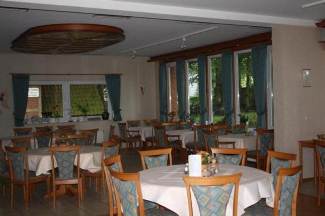 Hotel-Gasthaus Burmester 하이데나우 외부 사진